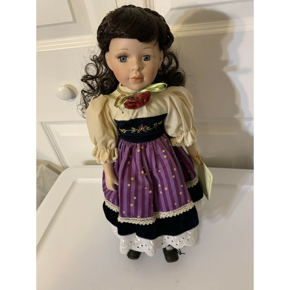 NJSF 15 1/2" doll porcelain - lovely girl doll Distress Eye Lash Limited Edition